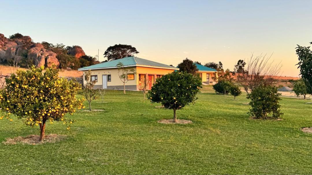 אזולוויני Mdzimba Mountain Lodge מראה חיצוני תמונה