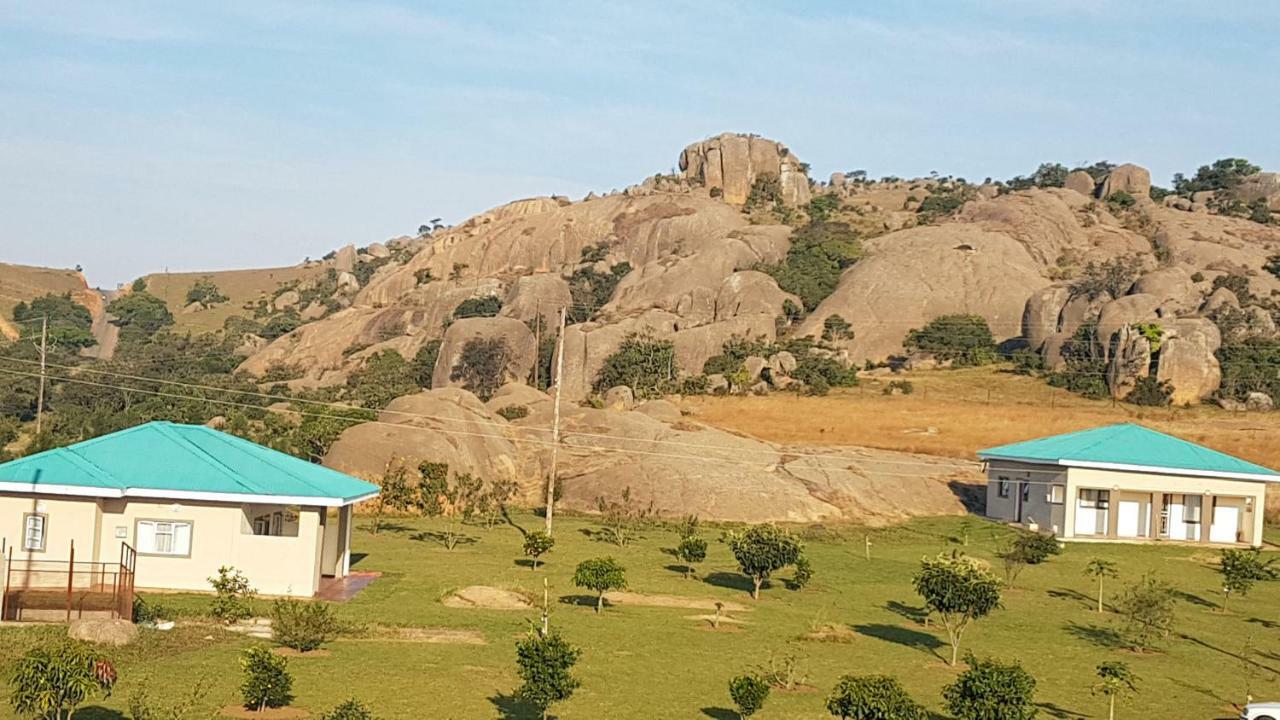 אזולוויני Mdzimba Mountain Lodge מראה חיצוני תמונה