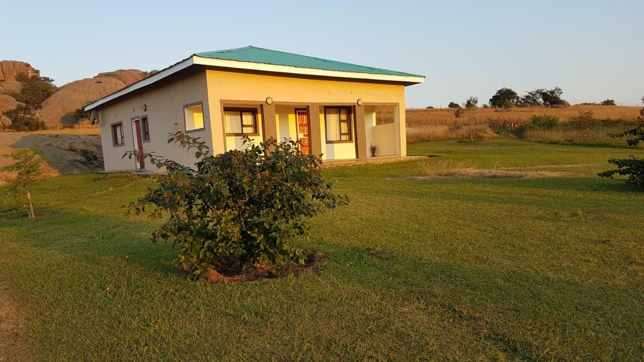 אזולוויני Mdzimba Mountain Lodge מראה חיצוני תמונה