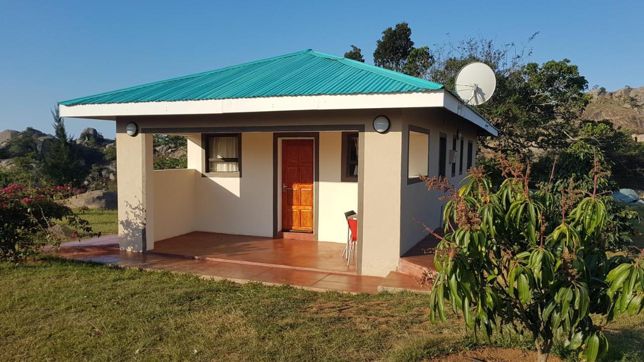 אזולוויני Mdzimba Mountain Lodge מראה חיצוני תמונה