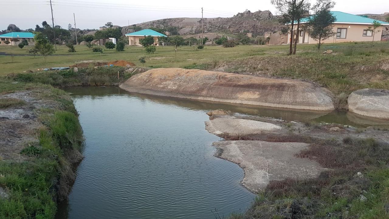 אזולוויני Mdzimba Mountain Lodge מראה חיצוני תמונה